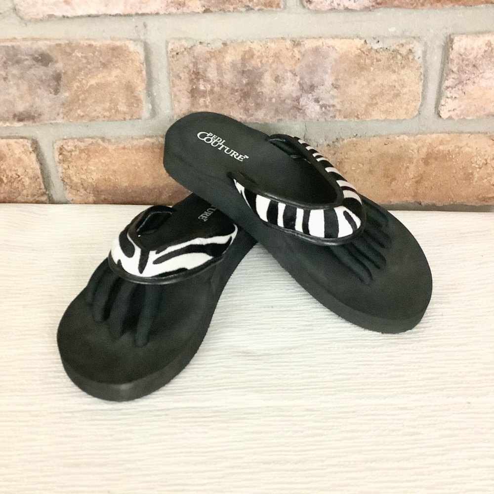 PEDI COUTURE On The Go Zebra Pedicure Sandals  SZ-S